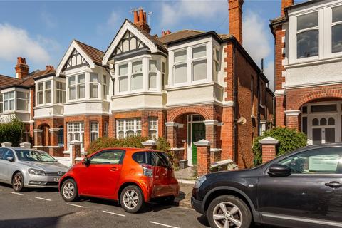Lawrence Road, Hove, BN3 2 bed flat for sale
