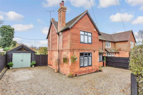 Ashford Road, High Halden, Ashford, Kent 3 bed semi
