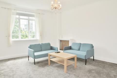 Latymer Court, Hammersmith Road... 3 bed apartment for sale