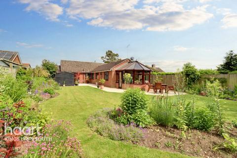 Marham Road, Fincham 4 bed detached bungalow for sale