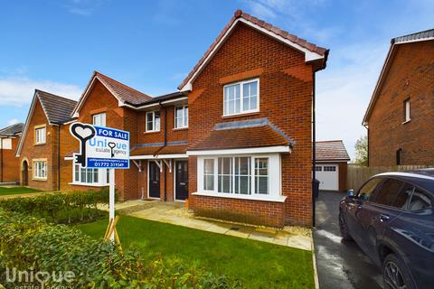 4 bedroom semi-detached house for sale