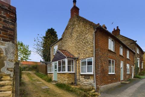 Hatton Rose Cottage, Main Street... 2 bed house for sale