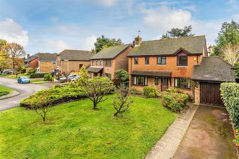 SUMMERFIELD, ASHTEAD, KT21 3 bed detached house for sale