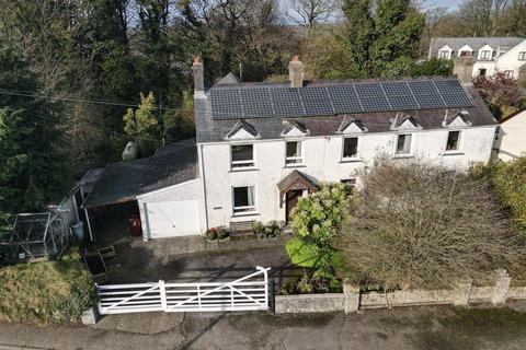 Crosslyn, Spittal, Haverfordwest 6 bed detached house for sale