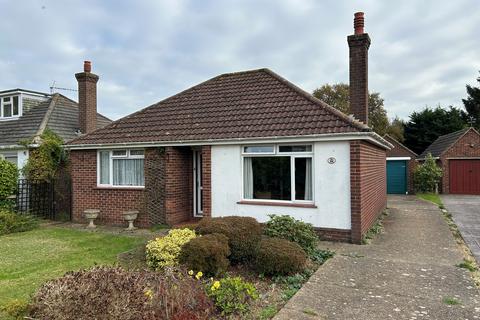 Walkers Lane South, Blackfield SO45 2 bed detached bungalow for sale