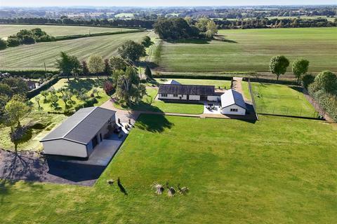 School Lane, Diss IP21 4 bed detached bungalow for sale