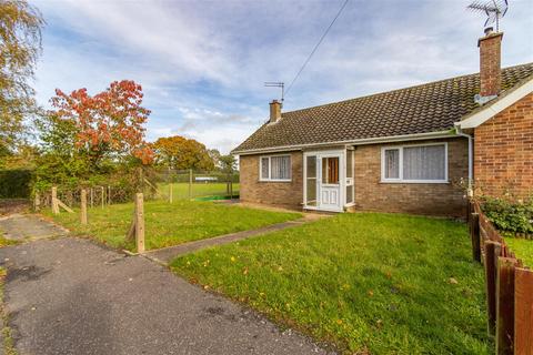 2 bedroom semi-detached bungalow for sale