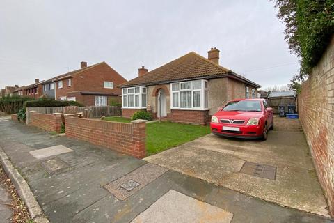 Harold Road, Deal, CT14 3 bed detached bungalow for sale