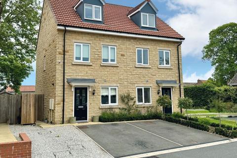 Tockwith, Bunting Drive, York, YO26 3 bed semi