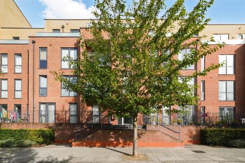 Earlswood Court, Lacey Drive, Edgware... 2 bed flat for sale