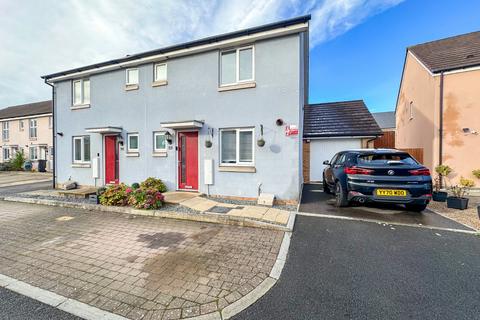 Elm Hayes Road, Patchway, Bristol... 3 bed semi