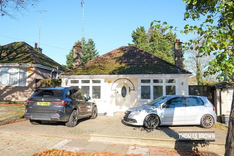 Poverest Road, Orpington 3 bed detached bungalow for sale