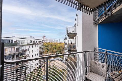 417 Wick Lane, London E3 3 bed flat for sale