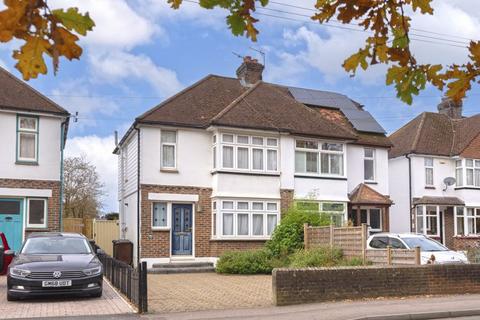 Shipbourne Road, Tonbridge 3 bed semi