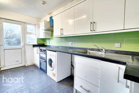 Abbotswood Way, Hayes 1 bed maisonette for sale