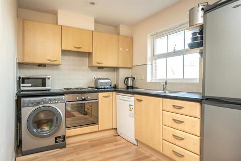 Fourdrinier Way, Apsley, Hemel Hempstead 2 bed apartment for sale