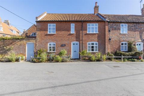 Gardner Road, Southwold IP18 2 bed semi