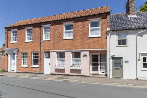 Lorne Road, Southwold IP18 3 bed terraced house for sale