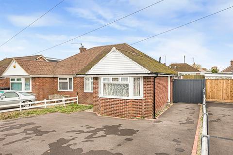 Salisbury Avenue, Warden Hill... 2 bed semi