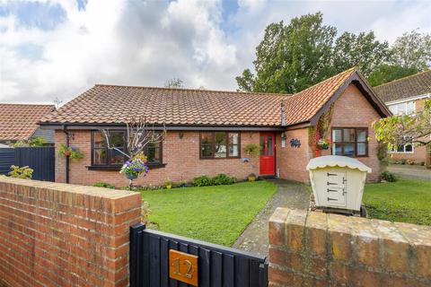 Woodfield Close, Beccles NR34 3 bed detached bungalow for sale