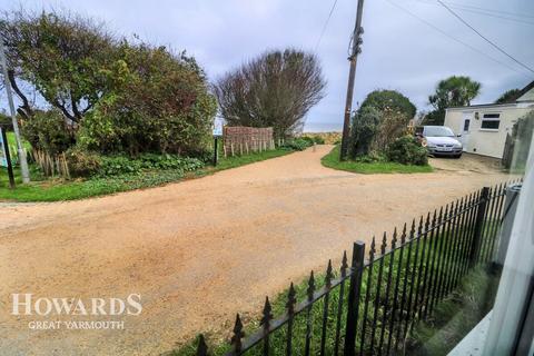 Four Acres Estate, Hemsby 3 bed detached bungalow for sale