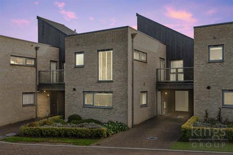 Woodland Way, Newhall, Harlow 4 bed link detached house for sale