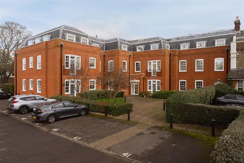 The Tracery, Banstead SM7 3 bed apartment for sale