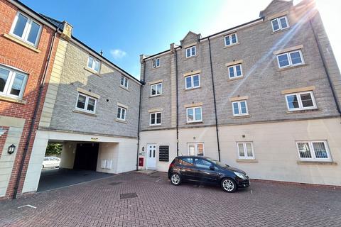 Carver Close, Stratton, Swindon, SN3 4GJ 2 bed flat for sale