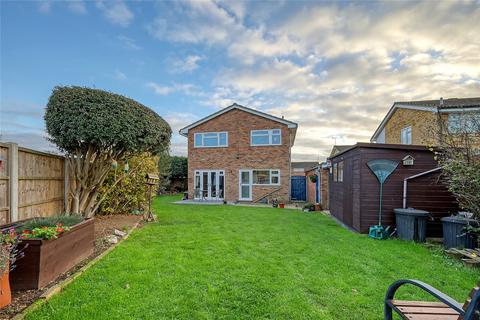 Mariners Court, Great Wakering... 3 bed detached house for sale