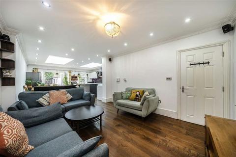 Merriman Road, London SE3 3 bed semi