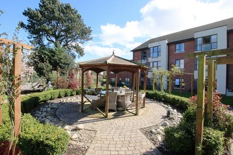 Kingswood, Chester 1 bed apartment for sale