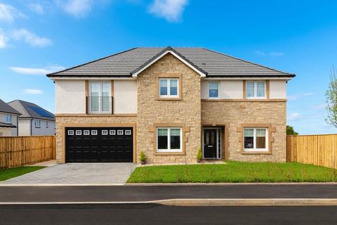 4 bed detached house