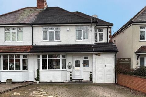 4 bedroom semi-detached house for sale