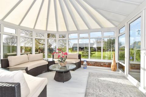 Marine Avenue, Dymchurch, Romney... 4 bed detached house for sale