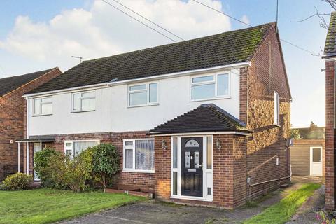 Ashleigh Avenue, Egham, Surrey, TW20 3 bed semi