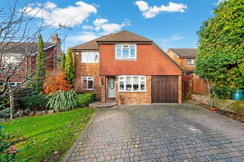 Walnut Grove, Banstead 4 bed detached house for sale