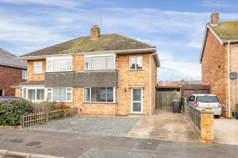 Lichfield Avenue, Werrington Village... 3 bed semi