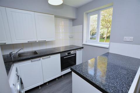 Heathfield Drive, Mitcham CR4 1 bed apartment for sale
