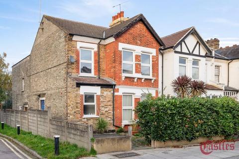 Gisburn Road, N8 2 bed apartment for sale