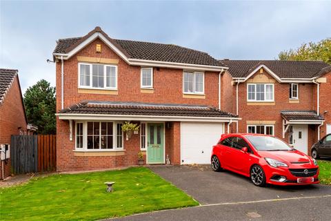 Park Farm Gardens, South Kirkby... 4 bed detached house for sale