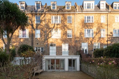 Elsham Road, London, W14 2 bed apartment for sale