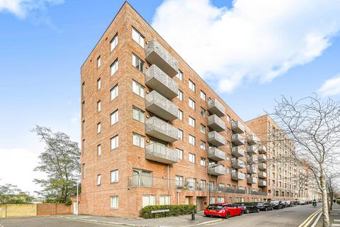 Hammersley Road, London, E16 1 bed apartment for sale