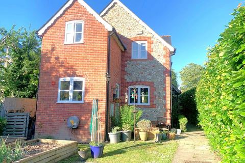 Salisbury Road, Shrewton, Salisbury 3 bed detached house for sale