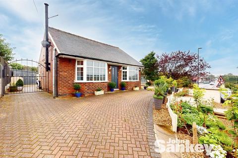 Eakring Road, Mansfield, NG18 3 bed detached bungalow for sale