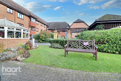 Main Road, Biggin Hill 2 bed retirement property for sale
