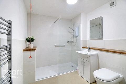 Main Road, Biggin Hill 2 bed retirement property for sale