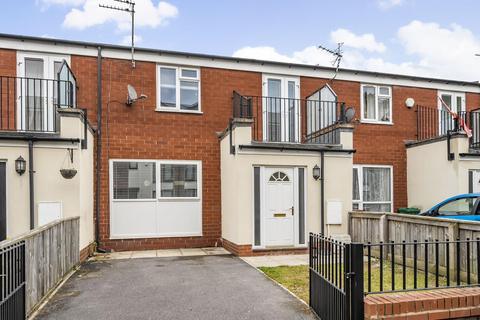 Glenbarry Close, Manchester, M13 3 bed terraced house for sale