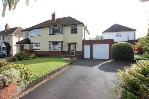 Kingsley Road, Kingswinford DY6 3 bed semi