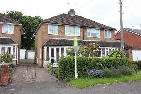 Chapel Street, Kingswinford DY6 3 bed semi