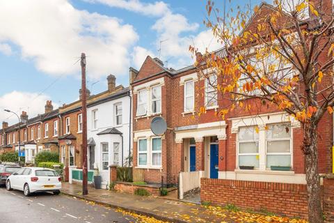 Ponsard Road, London NW10 2 bed flat for sale